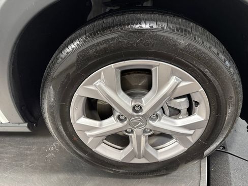 Used 2023 Honda HR-V LX image 14