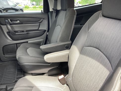 Used 2017 Chevrolet Traverse LT w/ Graphite Special Edition AWD/4WD image 13