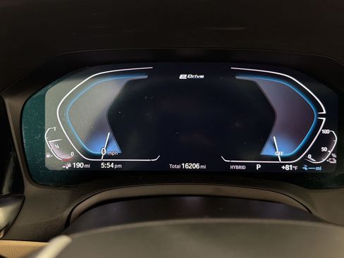 Used 2021 BMW 330e w/ Premium Package RWD image 19