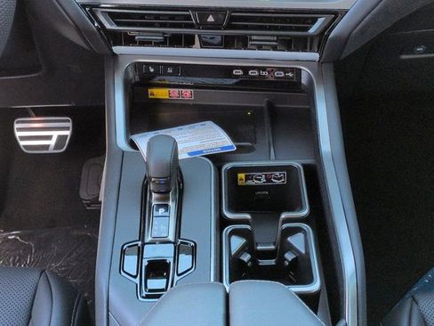 New 2026 Lexus TX 500h AWD image 19