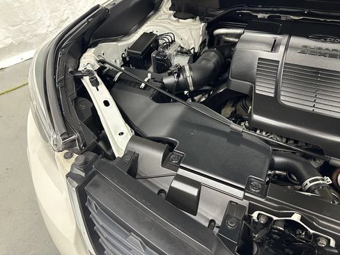 Used 2019 Subaru Forester Touring AWD/4WD image 70