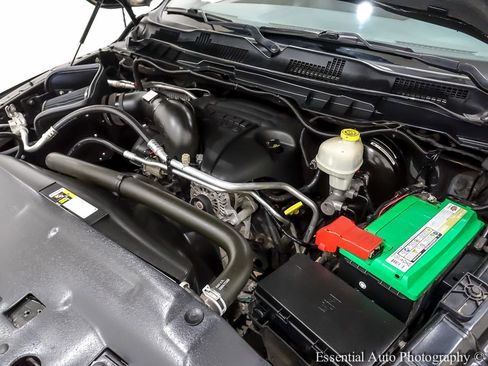 Used 2016 RAM 1500 Express w/ Black Ram 1500 Express Group image 33