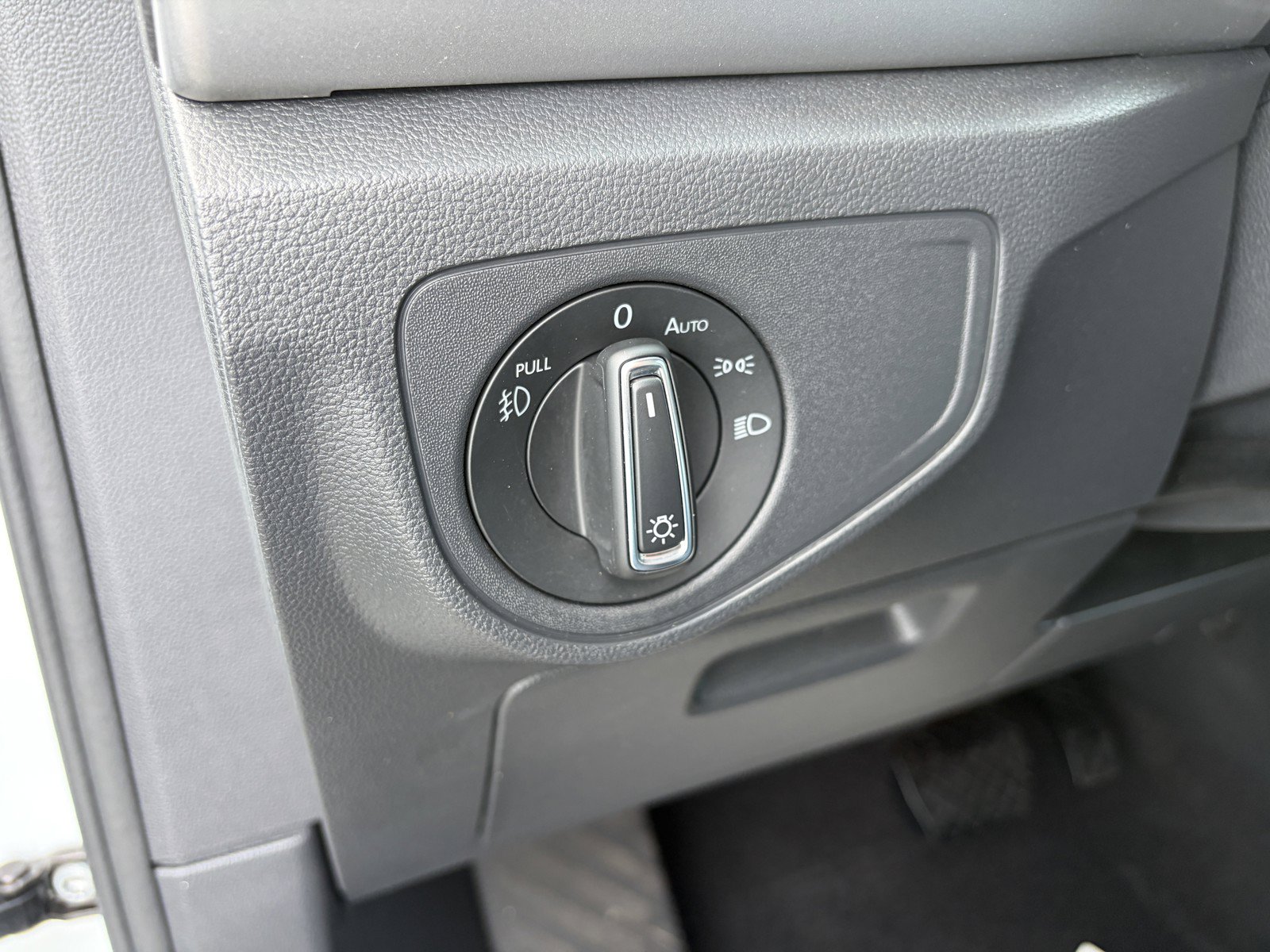 Used 2019 Volkswagen Atlas SE AWD/4WD image 26