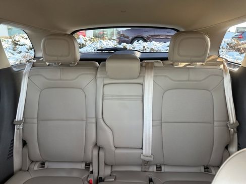 Used 2023 Lincoln Corsair Reserve image 35