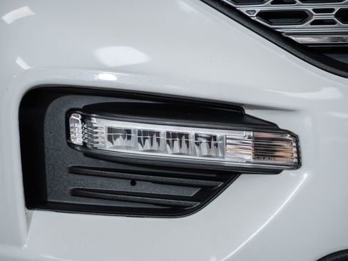 Certified 2020 Ford Explorer Limited image 10