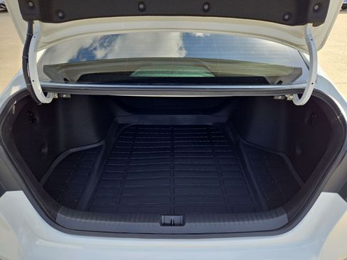 Used 2024 Honda Accord EX-L image 29