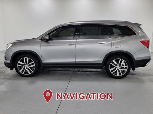Used 2016 Honda Pilot Touring image 5