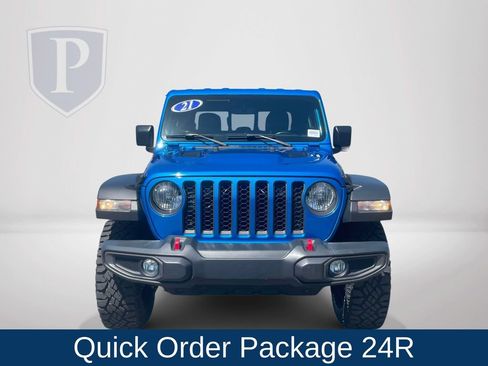 Used 2021 Jeep Gladiator Rubicon AWD/4WD image 3