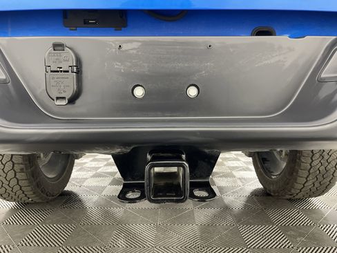 Used 2024 Jeep Gladiator Sport image 6