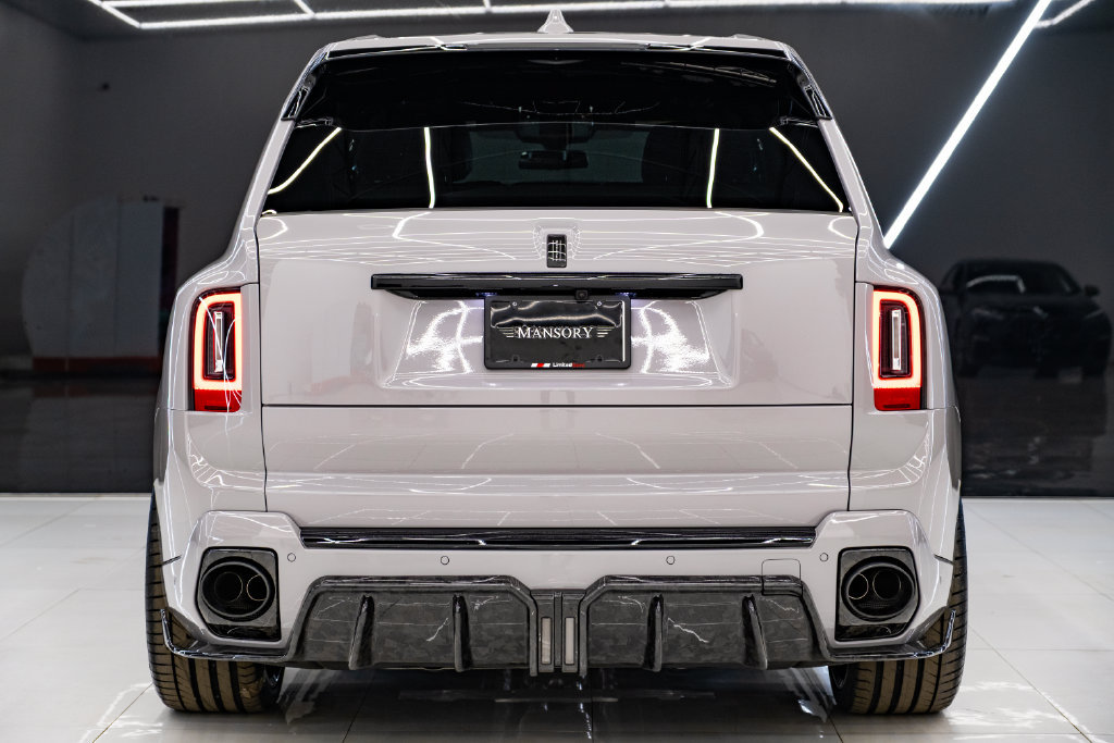Used 2026 Rolls-Royce Cullinan AWD/4WD image 14