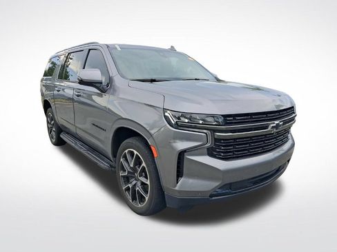 Used 2022 Chevrolet Suburban RST w/ Sport Performance Package AWD/4WD image 3
