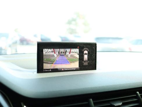 Used 2018 Audi Q7 3.0T Premium Plus w/ Premium Plus Package image 24