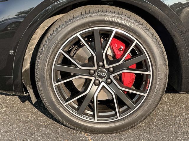 Used 2024 Audi SQ5 Prestige AWD/4WD image 10