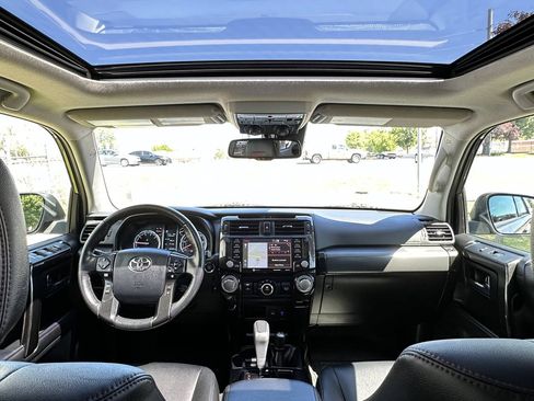 Used 2023 Toyota 4Runner TRD Off-Road Premium w/ Off Road Premium Plus Package AWD/4WD image 27