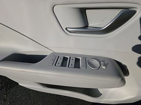 New 2026 Hyundai Kona SEL Premium image 39