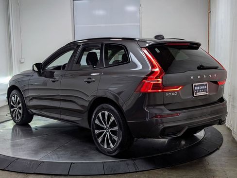 Used 2025 Volvo XC60 B5 Core image 7