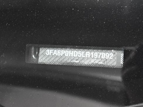 Used 2020 Ford Fusion SE FWD image 35