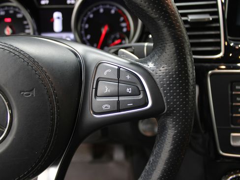 Used 2017 Mercedes-Benz GLS 450 GLS 450 image 11