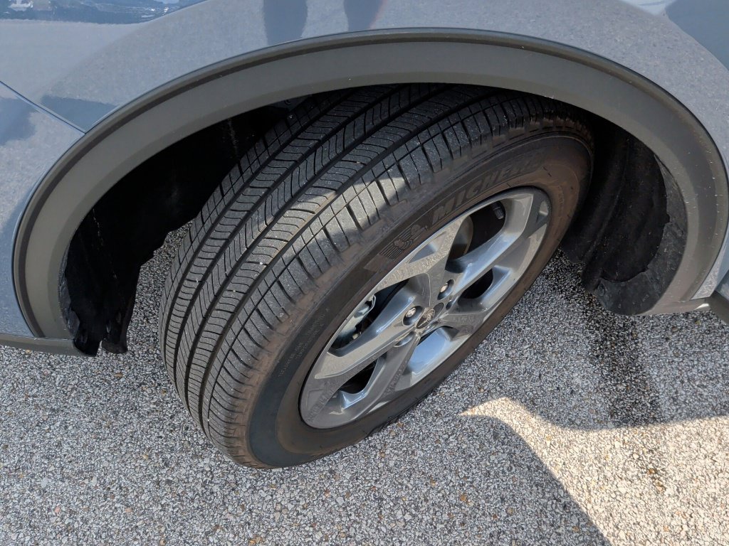 Used 2025 Ford Escape ST-Line w/ Equipment Group 301A FWD image 40