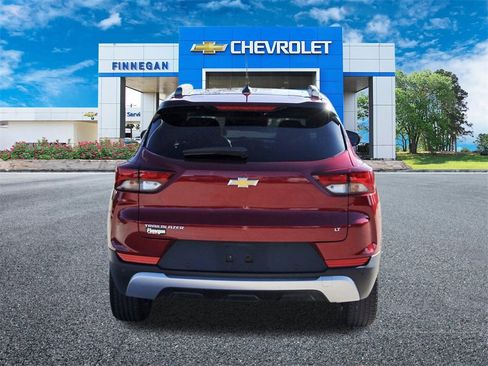 Used 2021 Chevrolet TrailBlazer LT w/ Convenience Package image 6
