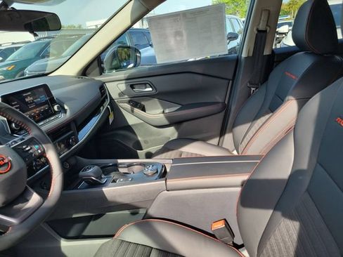 New 2026 Nissan Rogue SV AWD/4WD image 8