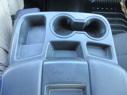 Used 2024 GMC Sierra 2500 Pro w/ Convenience Package image 30