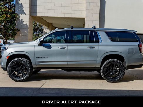 Used 2024 Chevrolet Suburban LS w/ Driver Alert Package RWD image 6