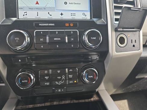Used 2017 Ford F250 Lariat w/ Chrome Package AWD/4WD image 23