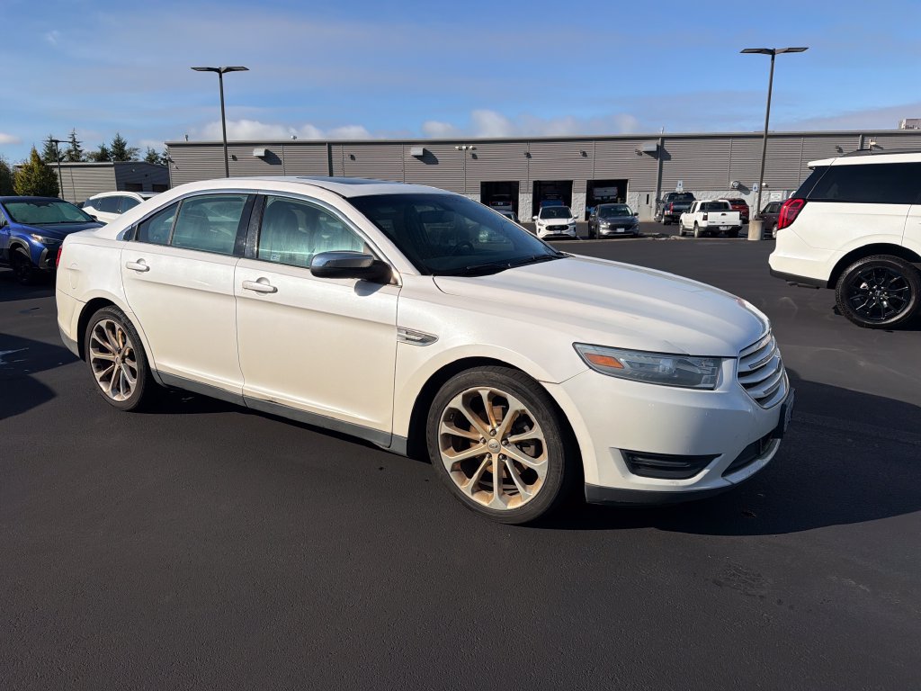 Used 2013 Ford Taurus Limited FWD image 6