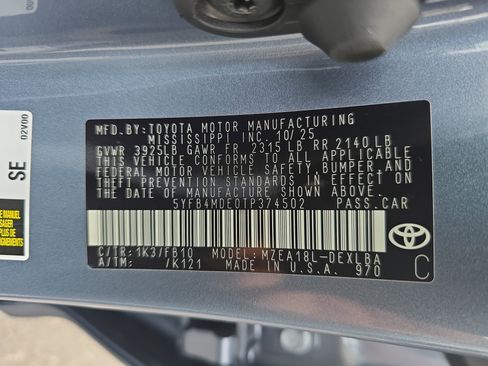 Used 2026 Toyota Corolla LE image 36