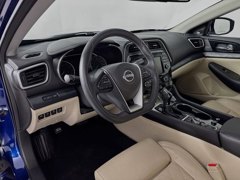 Used 2023 Nissan Maxima Platinum w/ Sport Mat Group image 9