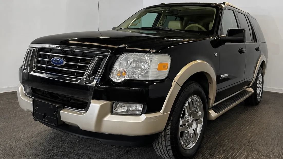 Used 2007 Ford Explorer Eddie Bauer AWD/4WD image 4