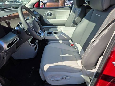 New 2026 Hyundai Ioniq 9 Limited AWD/4WD image 14