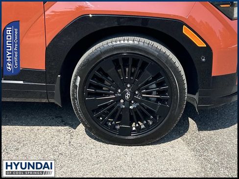 Certified 2025 Hyundai Santa Fe Calligraphy FWD image 9