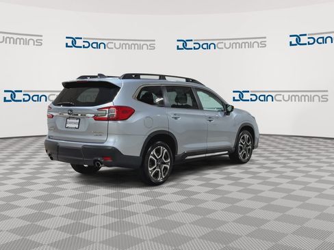 Used 2024 Subaru Ascent Limited AWD/4WD image 8