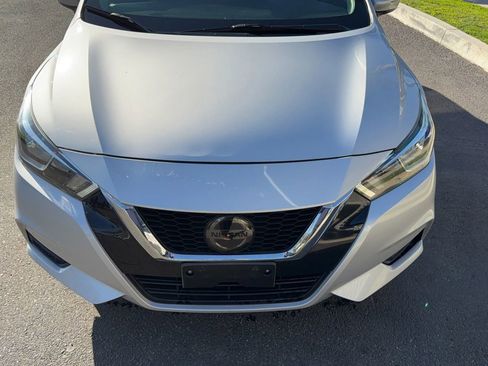 Used 2020 Nissan Versa SV image 16