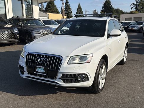Used 2017 Audi Q5 2.0T Premium Plus w/ Technology Package AWD/4WD image 1