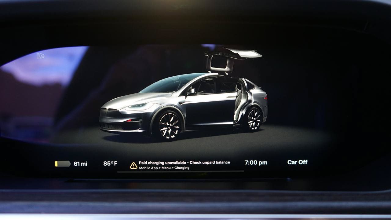 Used 2023 Tesla Model X AWD/4WD image 18