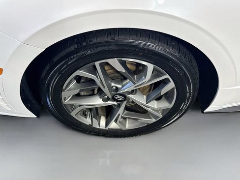 Used 2022 Hyundai Sonata SEL FWD image 4