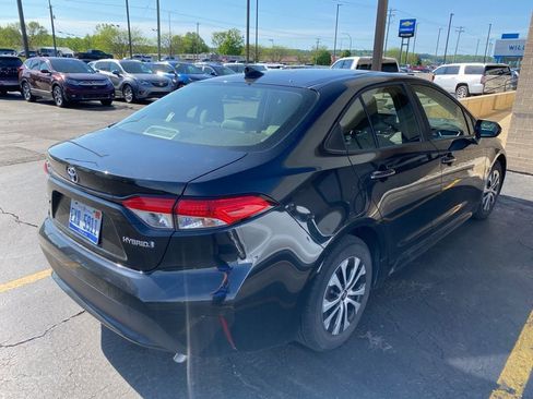 Used 2022 Toyota Corolla LE FWD image 6