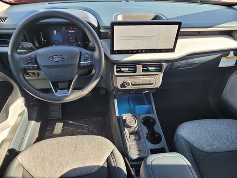 New 2026 Ford Maverick XLT FWD image 10