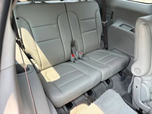 Used 2017 GMC Acadia SLT AWD/4WD image 23
