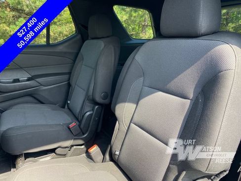 Used 2023 Chevrolet Traverse LT FWD image 20