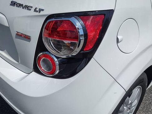 Used 2016 Chevrolet Sonic LT FWD image 25
