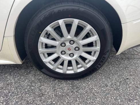 Used 2011 Cadillac CTS Sedan RWD image 8