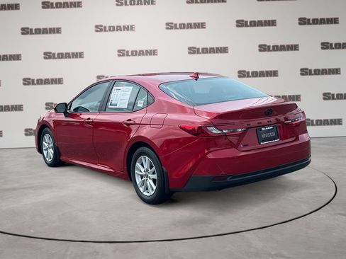 Used 2025 Toyota Camry LE w/ Convenience Package FWD image 3