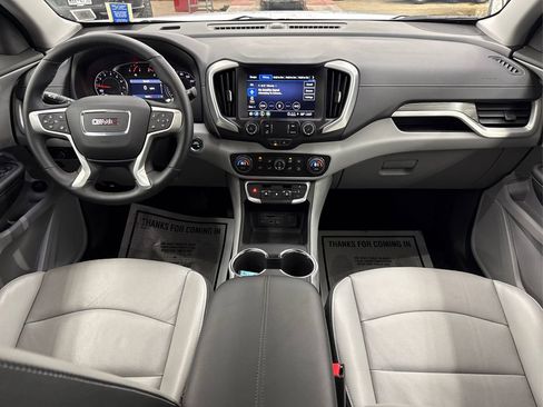 Used 2024 GMC Terrain SLT image 22