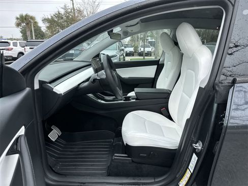 Used 2020 Tesla Model Y Performance image 2