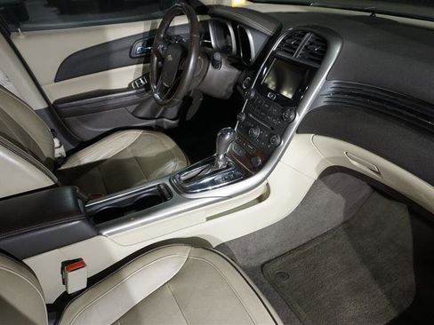 Used 2013 Chevrolet Malibu LTZ image 18