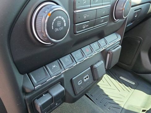 Used 2024 Chevrolet Silverado 1500 Custom RWD image 21